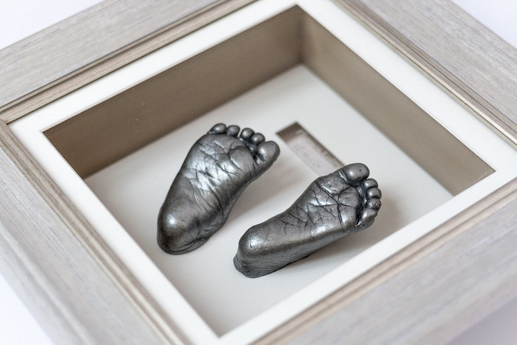 Gold baby hands casting preserved in elegant frame - Casting Impressions Surrey